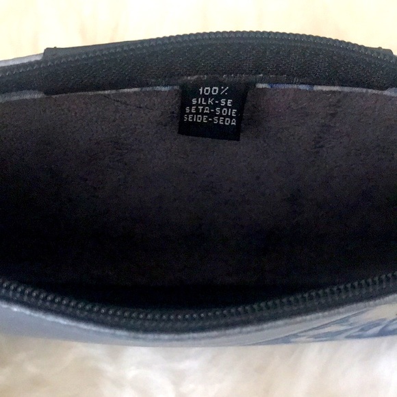 Unique ITALIAN designer silk wristlet purse PIERANGELO MASCIADRI - Picture 3 of 4